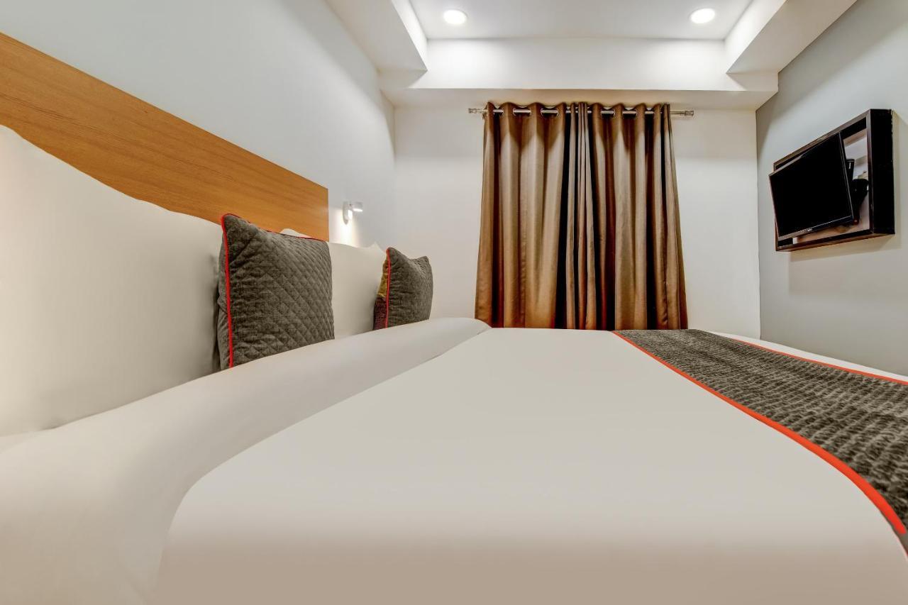 Oyo Townhouse 115 Patel Nagar Hotel New Delhi Exterior photo