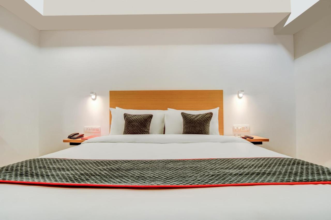 Oyo Townhouse 115 Patel Nagar Hotel New Delhi Exterior photo