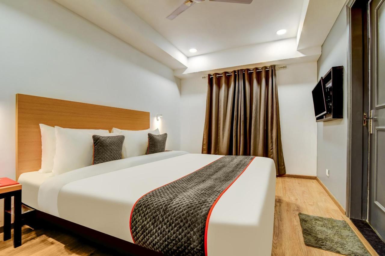 Oyo Townhouse 115 Patel Nagar Hotel New Delhi Exterior photo